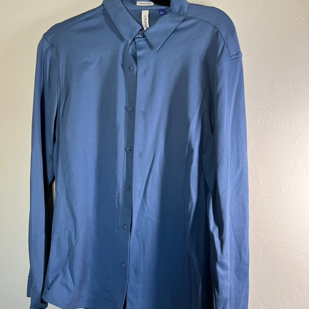Elegant Blue Dress Shirt for Men